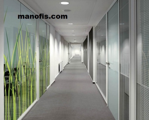 glass partition wall